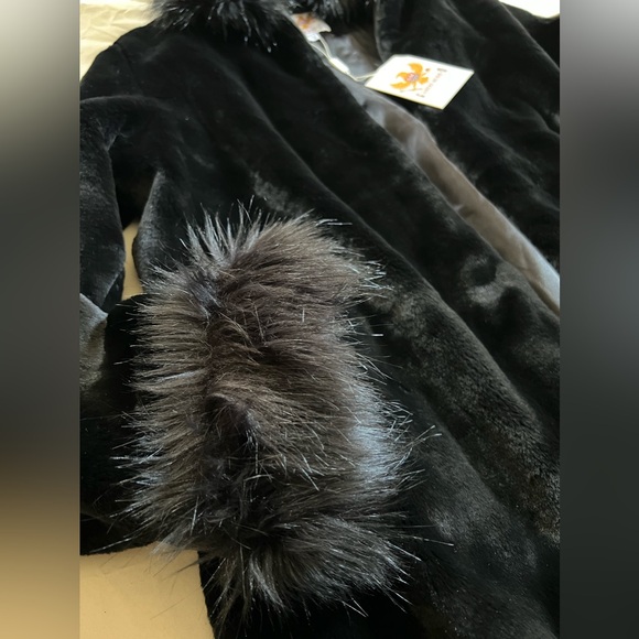 NWT Ameri Mode Faux Fur Jacket Dreamcatcher Large New Old Stock - Picture 3 of 7